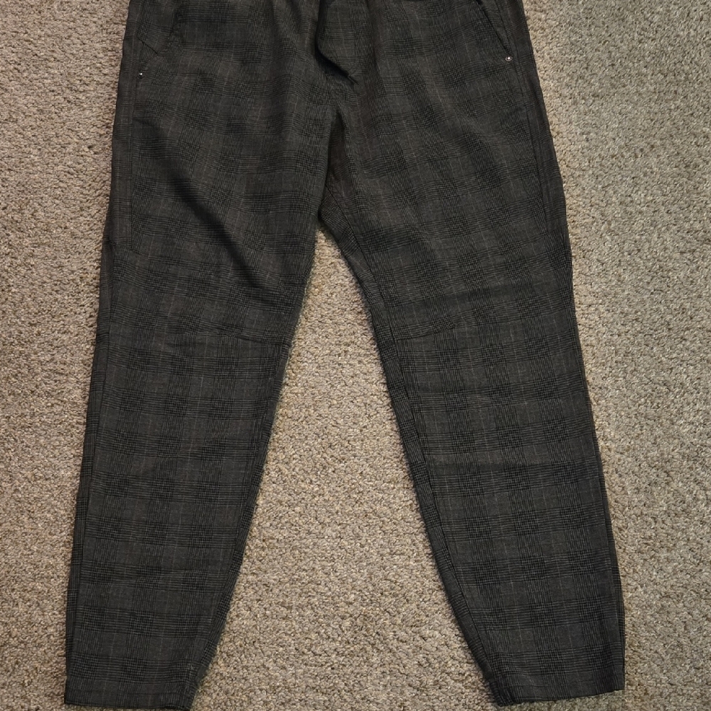 Men's Charcoal Plaid Chinos